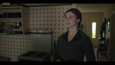 Life_After_Life_S01E03_mkv7010.jpg