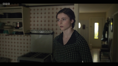 Life_After_Life_S01E03_mkv7027.jpg