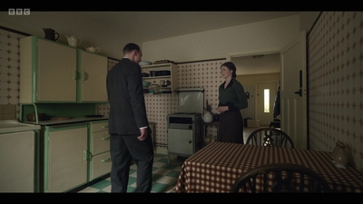 Life_After_Life_S01E03_mkv7034.jpg