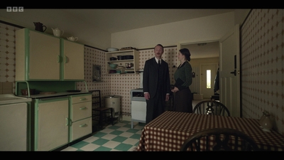 Life_After_Life_S01E03_mkv7038.jpg