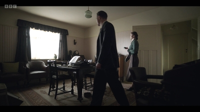 Life_After_Life_S01E03_mkv7052.jpg