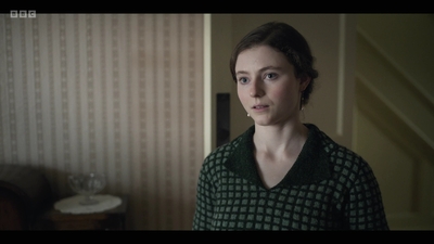 Life_After_Life_S01E03_mkv7069.jpg