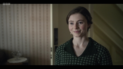 Life_After_Life_S01E03_mkv7099.jpg
