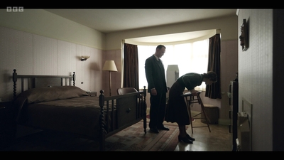 Life_After_Life_S01E03_mkv7118.jpg