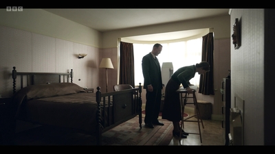 Life_After_Life_S01E03_mkv7120.jpg