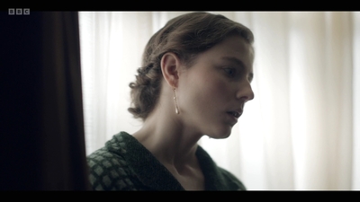 Life_After_Life_S01E03_mkv7165.jpg