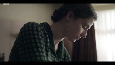 Life_After_Life_S01E03_mkv7201.jpg