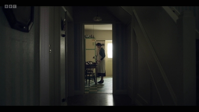 Life_After_Life_S01E03_mkv7206.jpg
