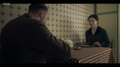 Life_After_Life_S01E03_mkv7295.jpg