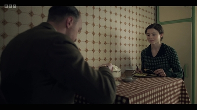 Life_After_Life_S01E03_mkv7296.jpg