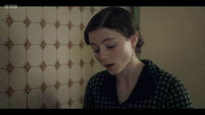 Life_After_Life_S01E03_mkv7310.jpg