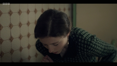 Life_After_Life_S01E03_mkv7334.jpg
