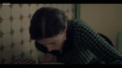 Life_After_Life_S01E03_mkv7336.jpg