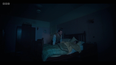Life_After_Life_S01E03_mkv7399.jpg