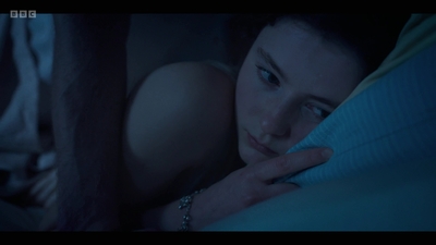 Life_After_Life_S01E03_mkv7404.jpg