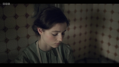 Life_After_Life_S01E03_mkv7458.jpg