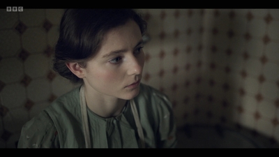 Life_After_Life_S01E03_mkv7466.jpg