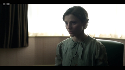 Life_After_Life_S01E03_mkv7489.jpg