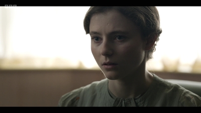 Life_After_Life_S01E03_mkv7502.jpg