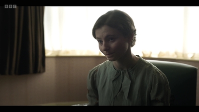 Life_After_Life_S01E03_mkv7545.jpg