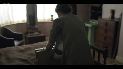 Life_After_Life_S01E03_mkv7589.jpg