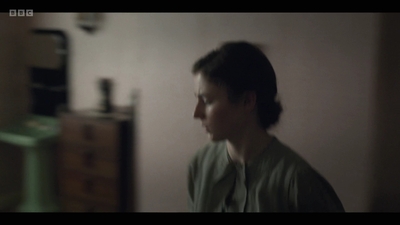 Life_After_Life_S01E03_mkv7592.jpg