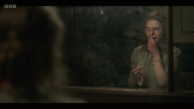 Life_After_Life_S01E03_mkv7755.jpg