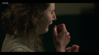 Life_After_Life_S01E03_mkv7757.jpg