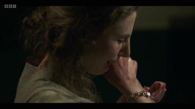Life_After_Life_S01E03_mkv7758.jpg