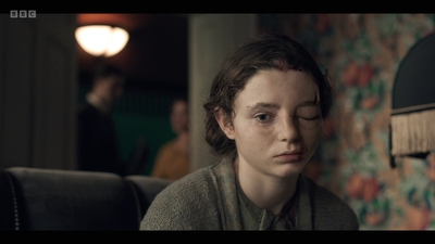 Life_After_Life_S01E03_mkv7777.jpg