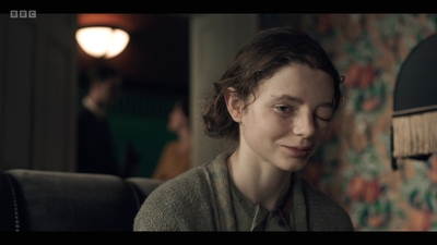 Life_After_Life_S01E03_mkv7813.jpg