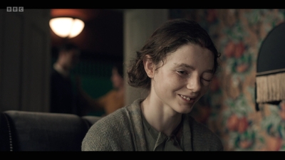 Life_After_Life_S01E03_mkv7816.jpg