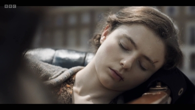Life_After_Life_S01E03_mkv7823.jpg