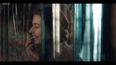 Life_After_Life_S01E03_mkv7833.jpg