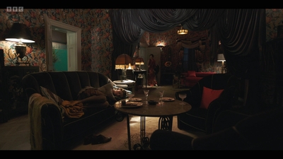 Life_After_Life_S01E03_mkv7884.jpg