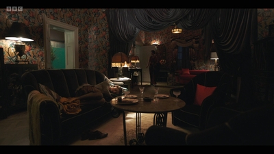 Life_After_Life_S01E03_mkv7885.jpg