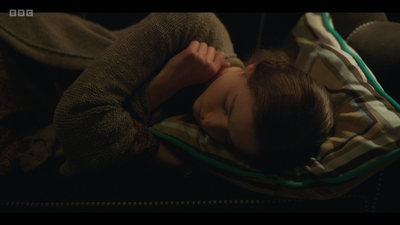 Life_After_Life_S01E03_mkv7887.jpg