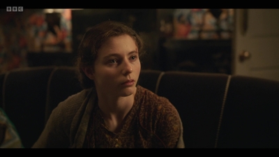 Life_After_Life_S01E03_mkv7892.jpg