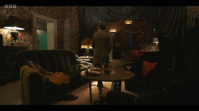Life_After_Life_S01E03_mkv7931.jpg