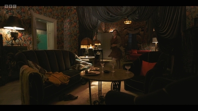 Life_After_Life_S01E03_mkv7935.jpg