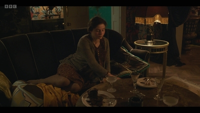 Life_After_Life_S01E03_mkv7953.jpg