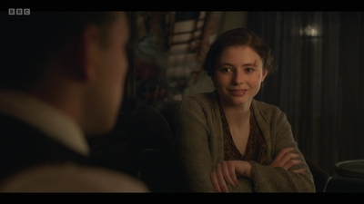 Life_After_Life_S01E03_mkv7996.jpg