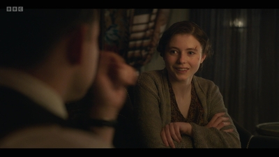 Life_After_Life_S01E03_mkv7998.jpg
