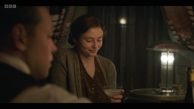 Life_After_Life_S01E03_mkv8018.jpg