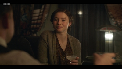 Life_After_Life_S01E03_mkv8020.jpg