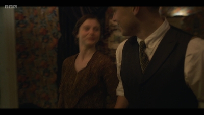 Life_After_Life_S01E03_mkv8023.jpg