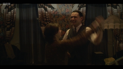 Life_After_Life_S01E03_mkv8046.jpg
