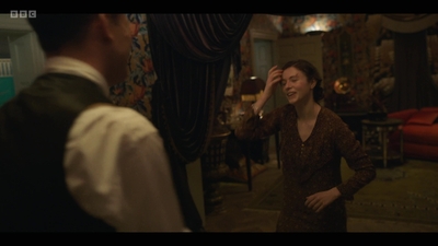 Life_After_Life_S01E03_mkv8049.jpg