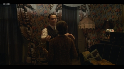 Life_After_Life_S01E03_mkv8051.jpg