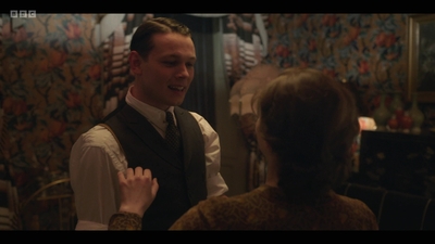Life_After_Life_S01E03_mkv8060.jpg